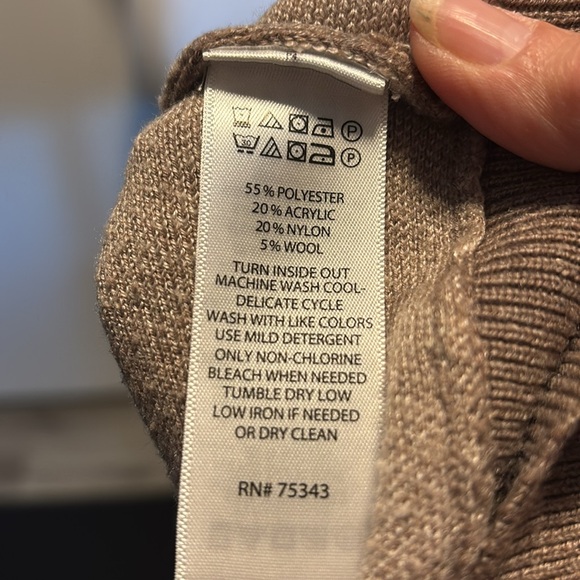 Tahari Tan Animal Tiger Print sweater - Picture 5 of 5